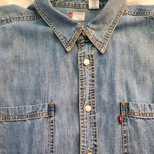 Levi's Jean shirt XL